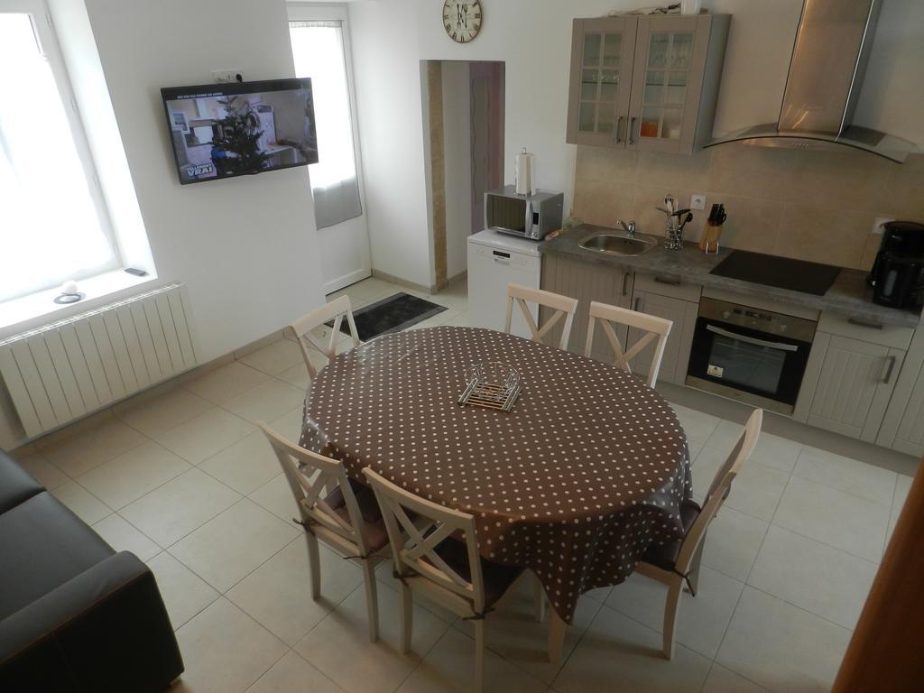 Gite Utah Saint-Laurent-sur-Mer Habitación foto
