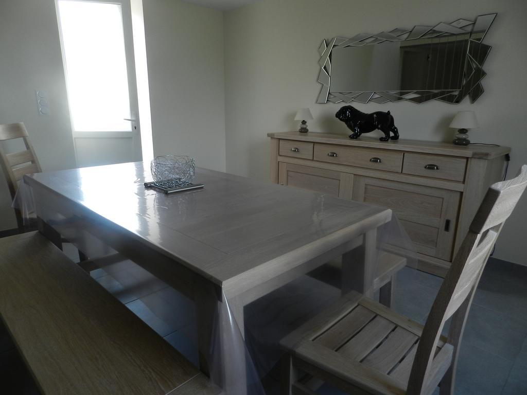 Gite Utah Saint-Laurent-sur-Mer Habitación foto